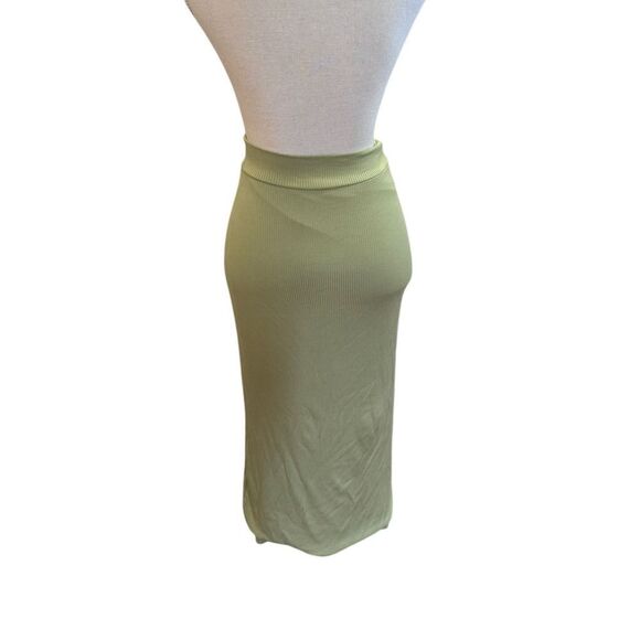 SKATIE SERENA SKIRT RIBBED IN GREEN NWT M - Picture 1 of 5